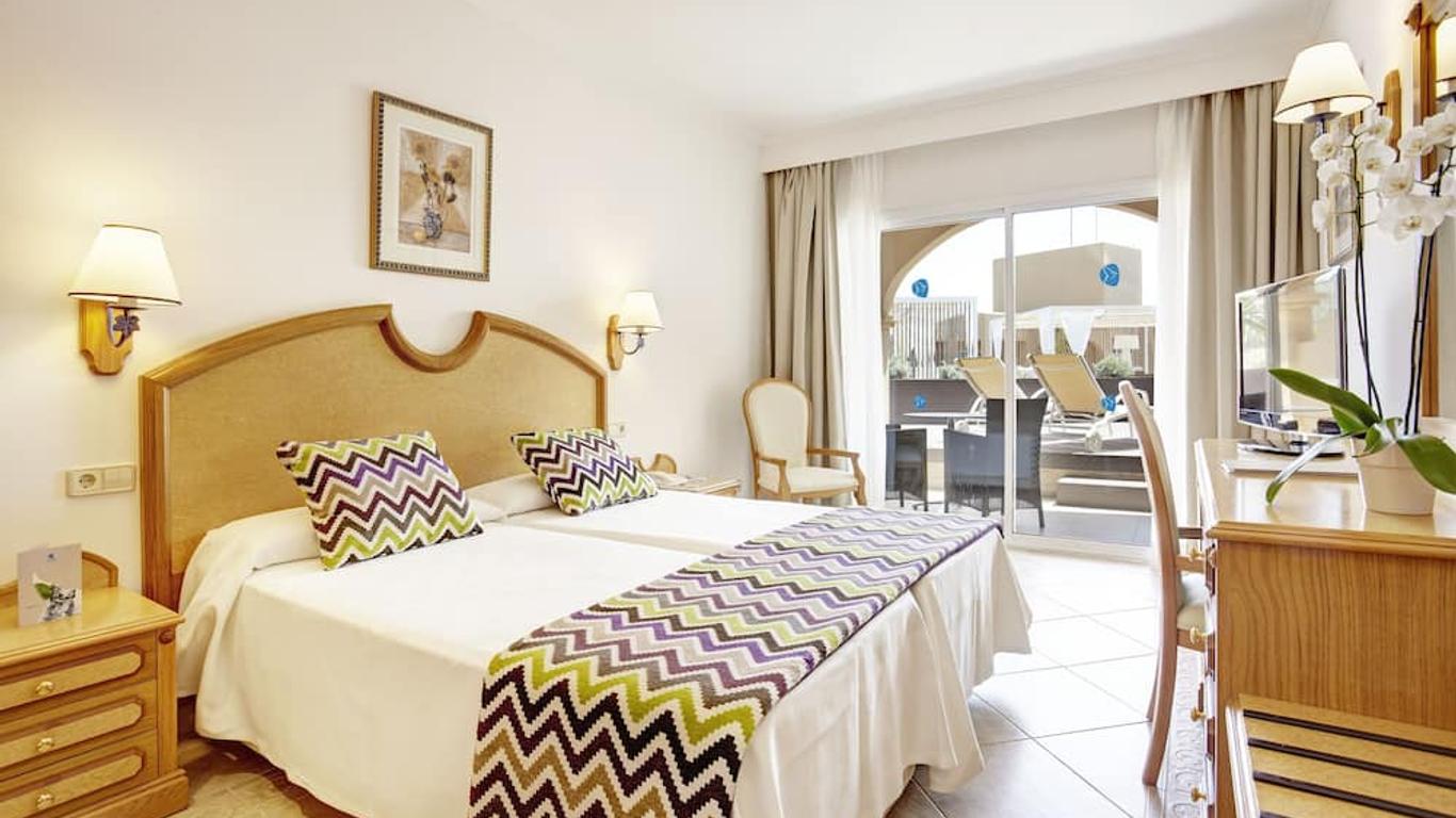 Grupotel Santa Eulària & Spa - Adults Only