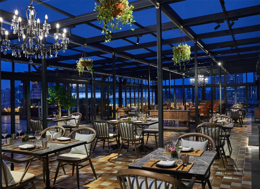 Restaurant Photo