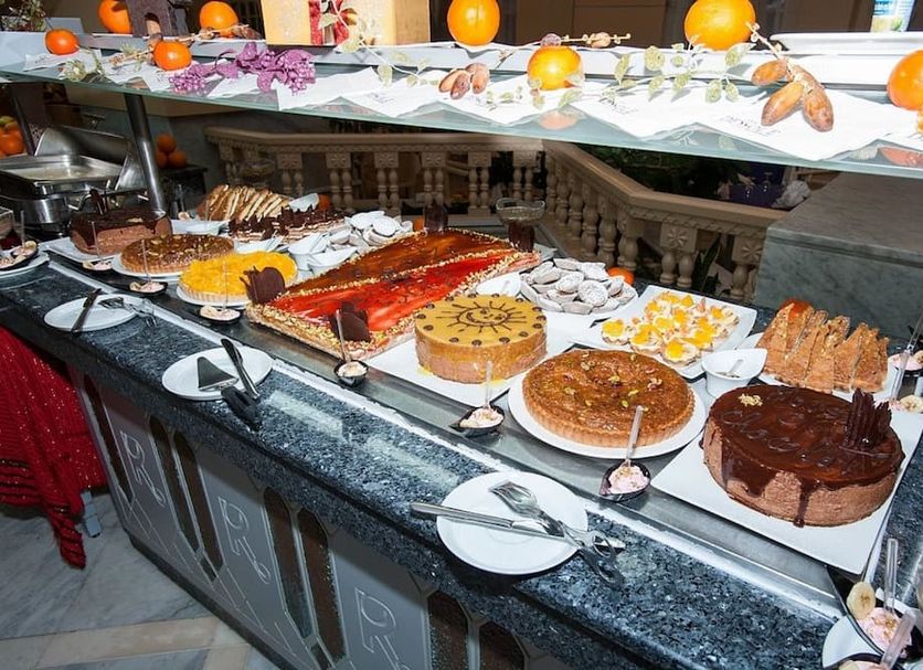 Buffet Photo