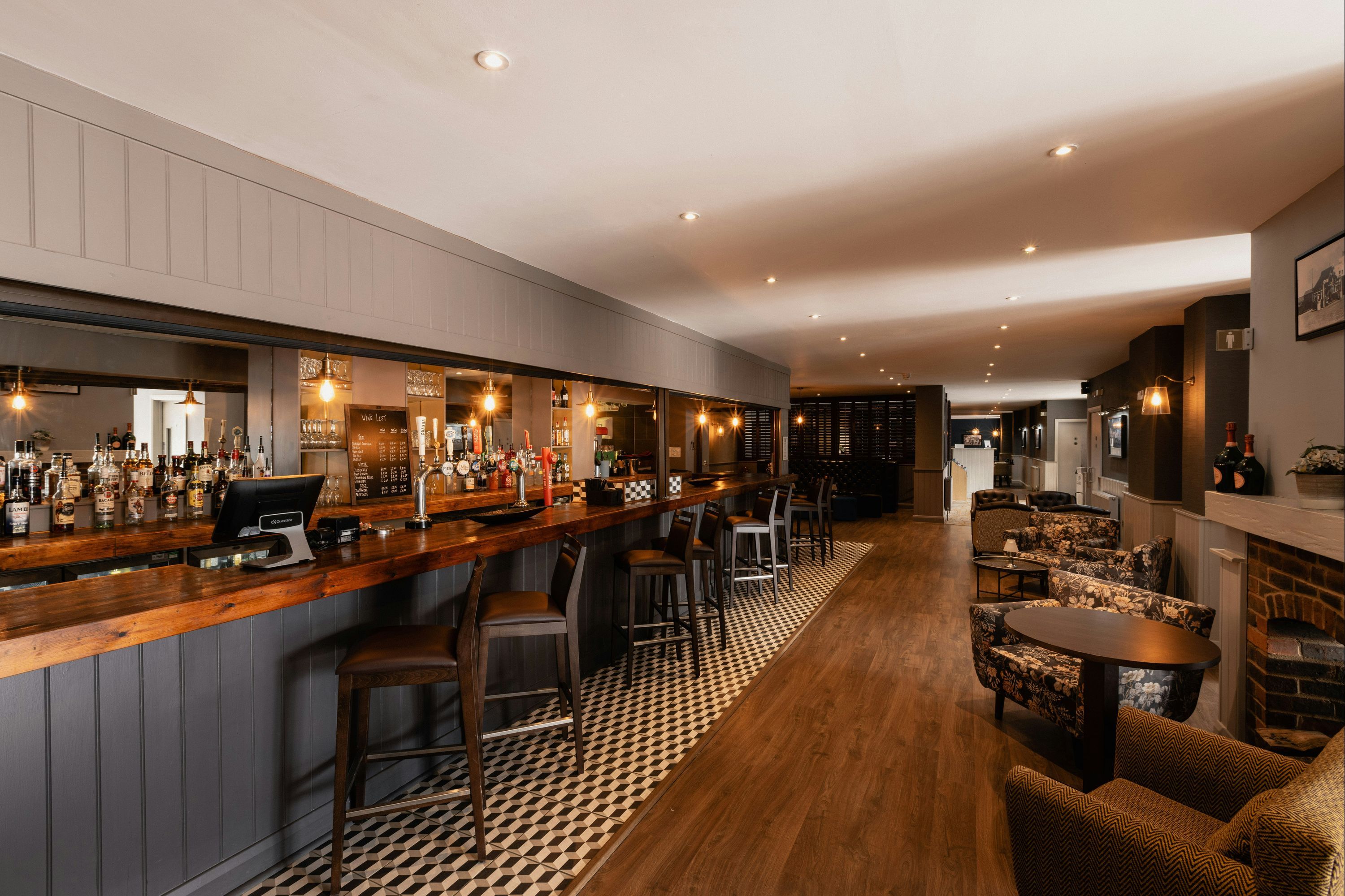 Bar