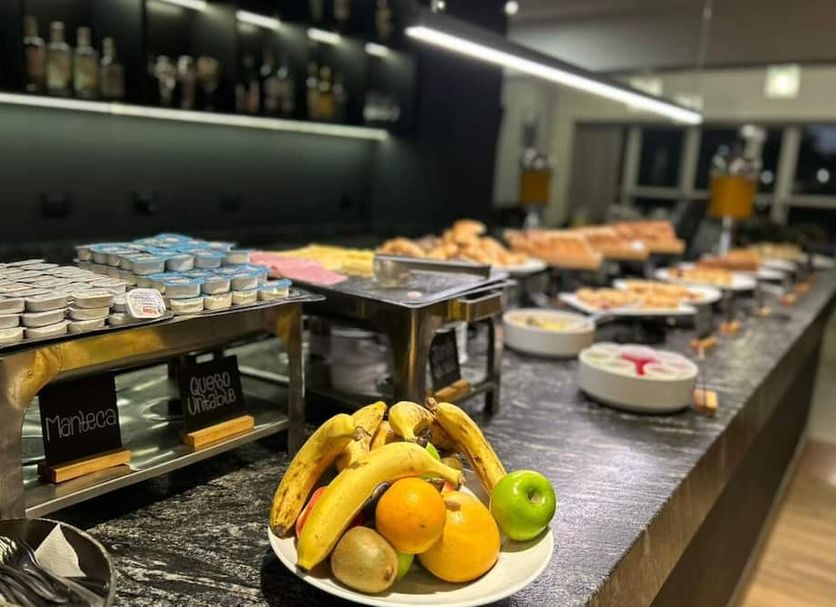 Buffet Photo