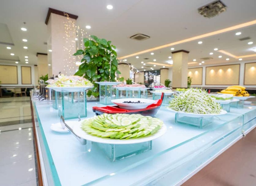 Buffet Photo