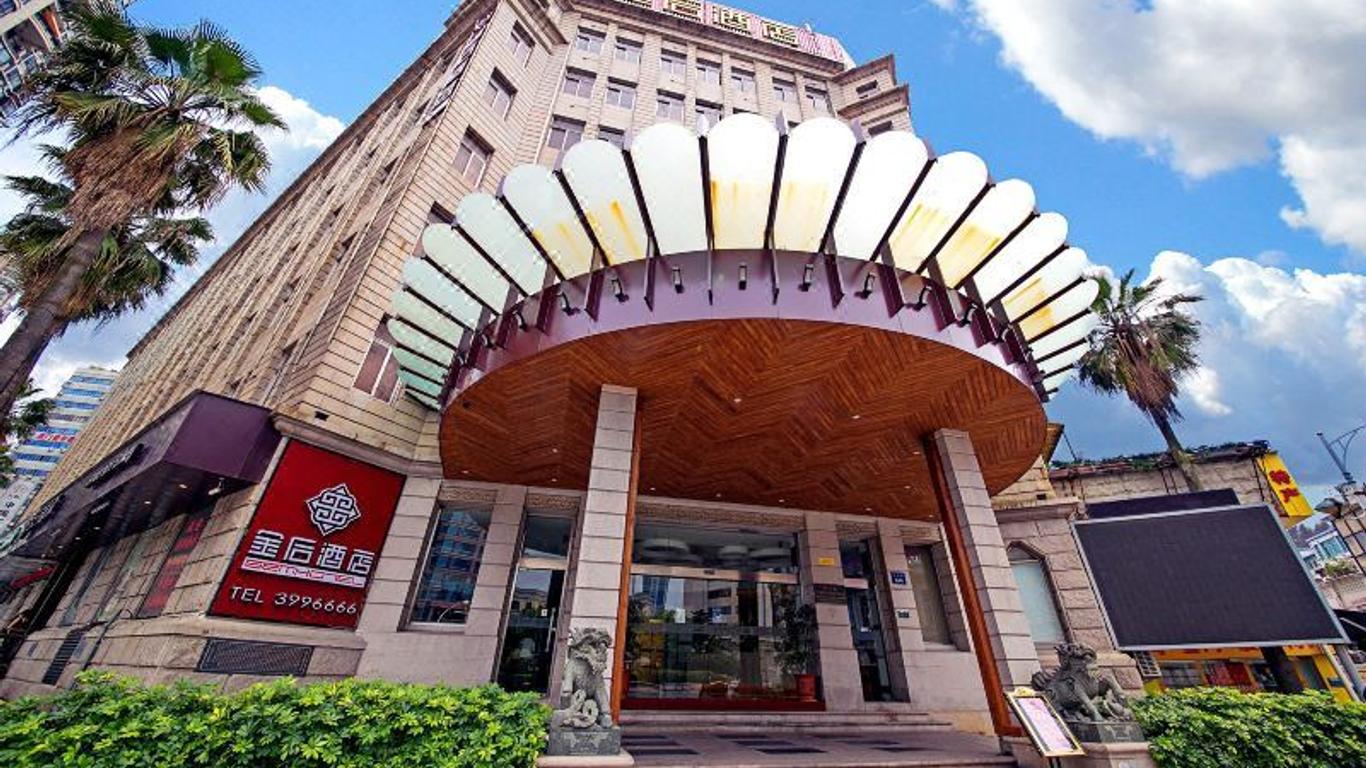 Gem Hotel