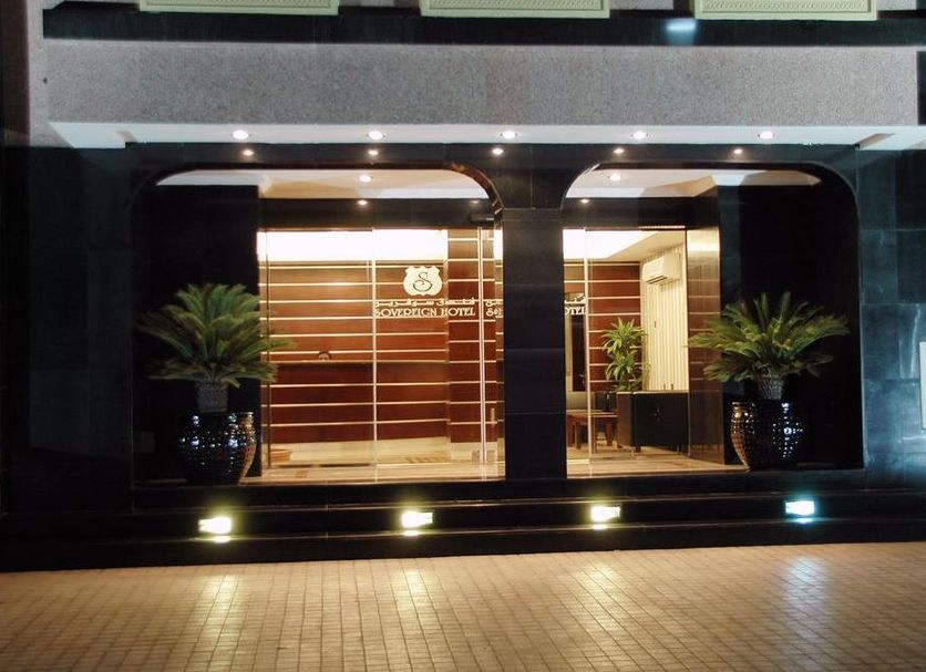 Entrée de l’hôtel Photo