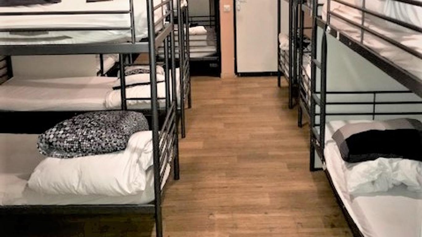 Trendy Hostel, IvrysurSeine