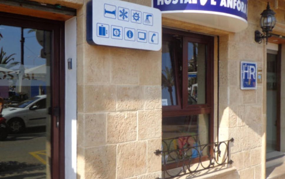 Entrée de l’hôtel Photo