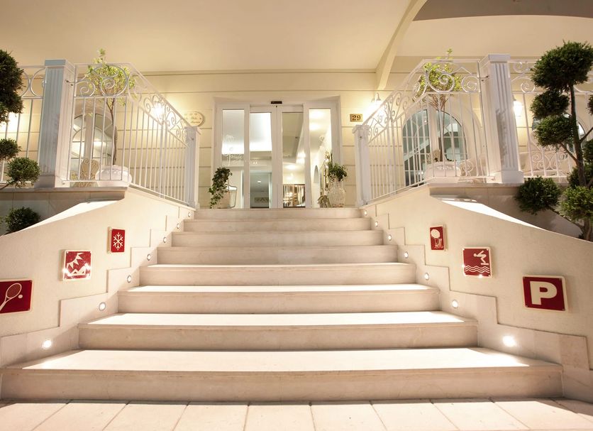 Entrée de l’hôtel Photo