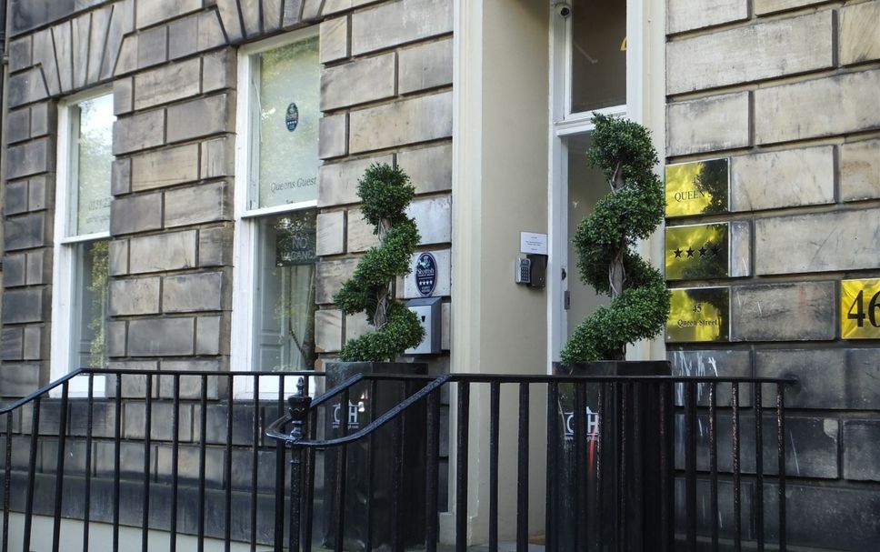 Entrée de l’hôtel Photo