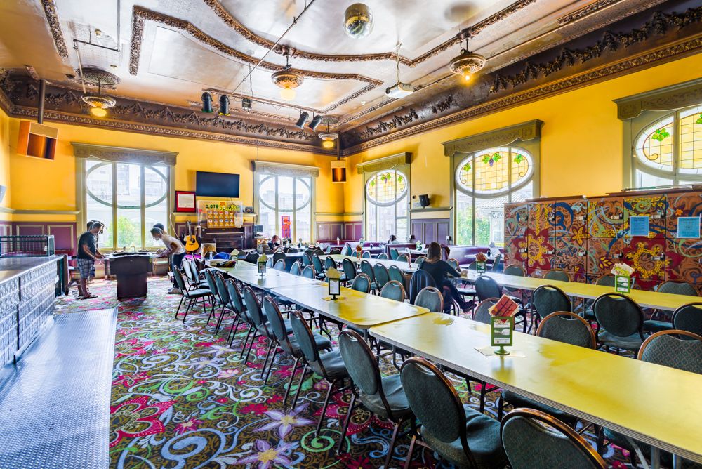 Restaurant Photo