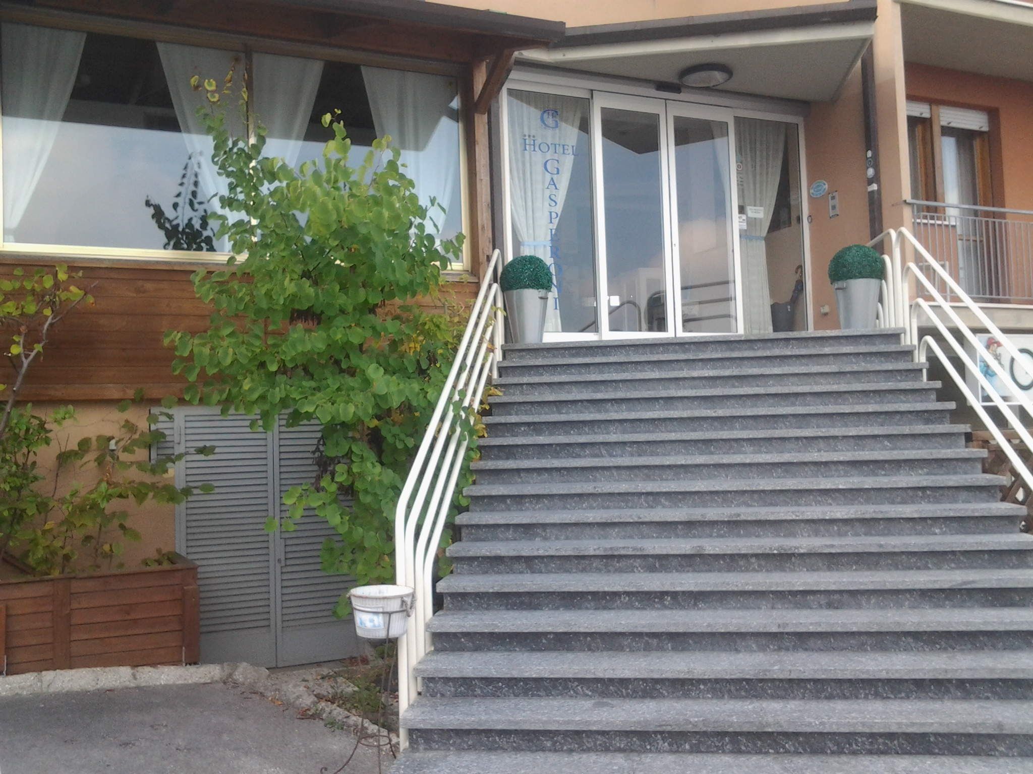 Entrée de l’hôtel